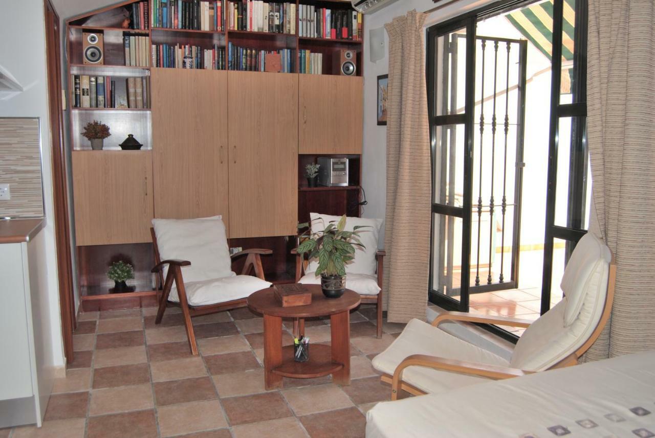 El Rincon De Isabel Daire Málaga Dış mekan fotoğraf